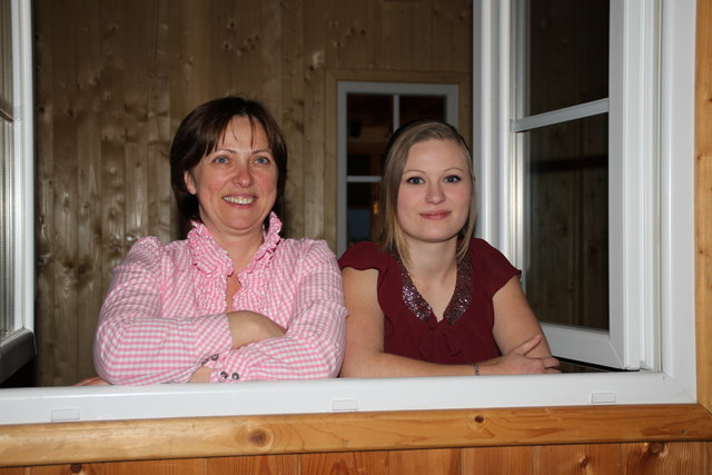 Für das leibliche Wohl sorgte Gertraud Wengler mit Tochter Christina.