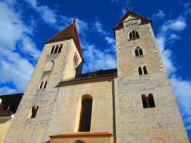 Ingrid Marsoner präsentiert einen Klavierabend in der Stiftskirche in St. Paul (Foto: Wastl)