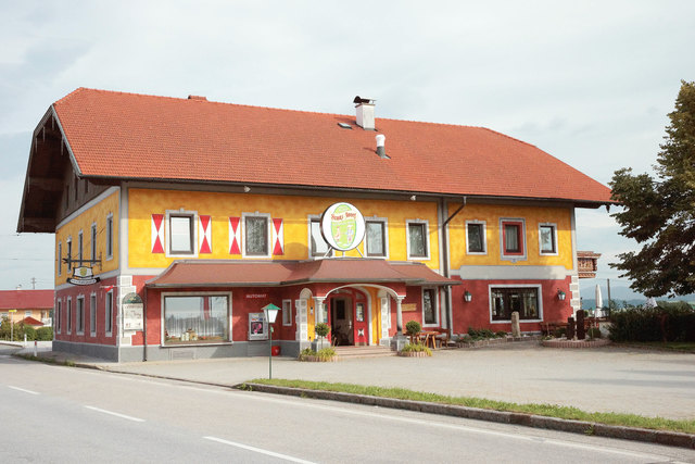 Ein Wirtshaus mit Tradition – das Gasthaus Franz-Josef in Straßwalchen bietet traditionelle Küche & gemütliches Ambiente. | Foto: Franz-Josef