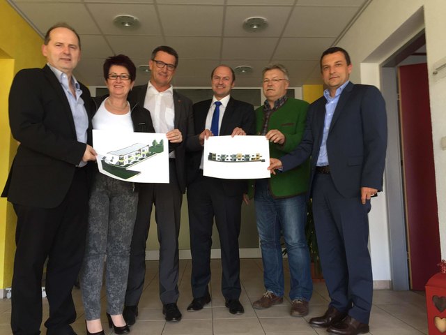 Arch. DI Schwarz Hermann, 
Vbgmin Kitzinger Ulli, GF OSG DR. Kollar Alfred, RA Mag. Wutzlhofer Hannes, Bgm Josef Kutrovatz und GF Samariterbund Burgenland Mag. Dihanits Wolfgang  | Foto: Privat