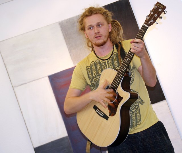 Mario Parizek begeisterte an der Gitarre