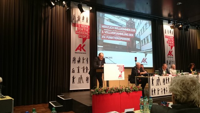 Am Donnerstag, den 28. 05. 2015 fand gemäß § 52 Absatz 1 Arbeiterkammergesetz die 3. Vollversammlung der XV. Funktionsperiode der Kammer für Arbeiter und Angestellte für Oberösterreich, im Kongresssaal der AKfOÖ in Linz, Volksgartenstraße 40, statt.