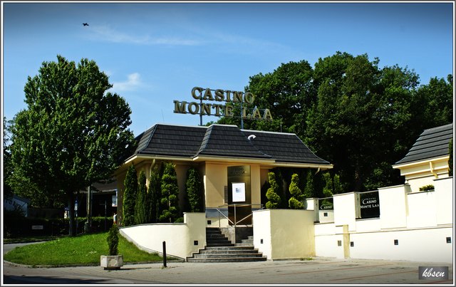 oben fliegt's schon davon;-))