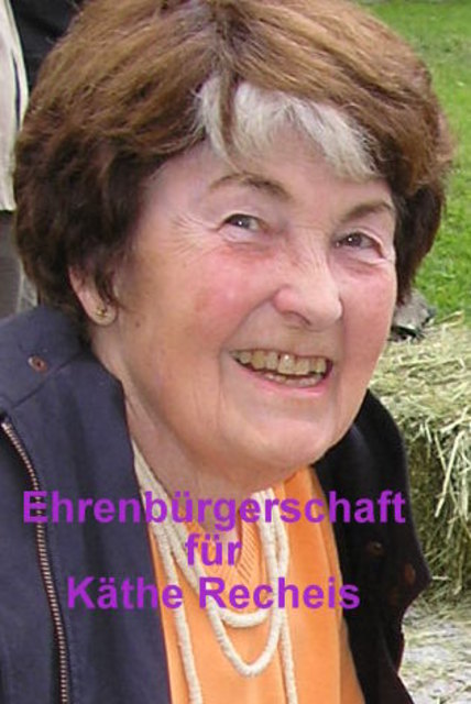 Als Ehrenringträgern soll Käthe Recheis nun Ehrenbürgerin von Hörsching werden.