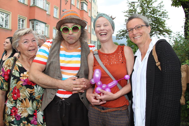 "Kurzurlaub Anpruggen": Clown Leonardo verzauberte die vielen Gäste in St. Nikolaus und Mariahilf
