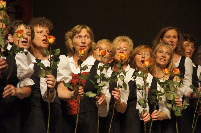 Der Singkreis Schönhering lädt am 13. juni zum Konzert im Theaterstadl Wilhering.