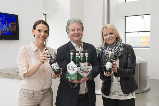 Von links: Barbara Hartl (Geschäftsführung Createam), Ewald Pöschko (Geschäftsführer Braucommune Freistadt), Bettina Mairwöger, Marketing Braucommune Freistadt. | Foto: Createam/Andreas Hross