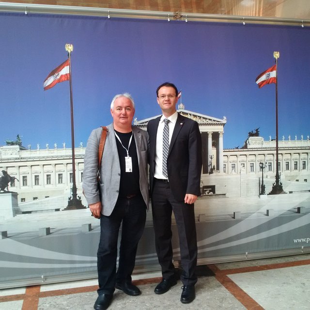 Wollen eine Kampagne zur Schaffung von Arbeitsplätzen im Bezirk Purkersdorf starten: SPÖ-Bezirksvorsitzender GR Christian Putz und FSG NÖ Vorsitzender Bundesrat Rene Pfister | Foto: SPÖ