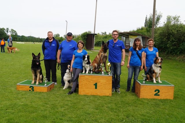 Daniel Leitner, Günther Rühl, Yvonne Knoll, Andreas Leitner, Tanja Mayr und Renate Rühl (v. l.). | Foto: Privat
