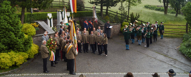 Heldenehrung