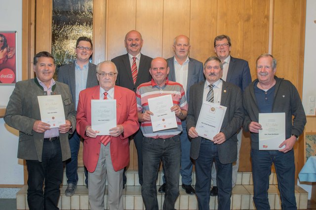 Hinten von links: Michael Lindner, Josef Priemetshofer, Hans Affenzeller, Josef Lindner. Vorne von links: 
Karl Höller, Josef Lindner sen., Josef Höfer, Ernst Hennerbichler und Franz Buchbauer.