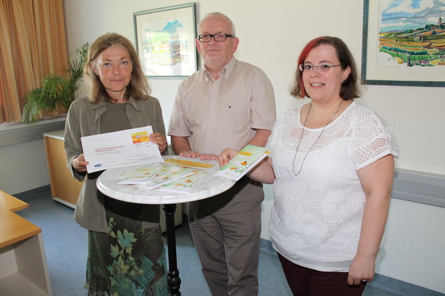 v.l.n.r. Mag. Maria Aigner (Gender Mainstreaming-Beauftragte AMS NÖ), Wolfgang Marchart (Leiter Service-Center Mistelbach der NÖGKK), Sonja Pospichal (Beauftragte für die regionale Öffentlichkeitsarbeit NÖ der NÖGKK)