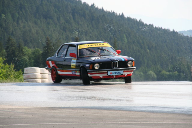 Roman Helm - R1 - BMW E21 325i- Platz 2 | Foto: Foto: Helm Fuzzi (helm-racing.at) für school-of-drift