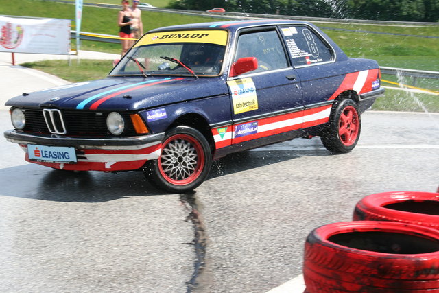 Roman Helm - R1 - BMW E21 325i- Platz 2 | Foto: Foto: Helm Fuzzi (helm-racing.at) für school-of-drift