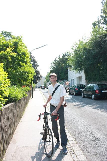 Peter Kühnberger von "Radeln in Döbling" wünscht sich eine Öffnung der Hofzeile für Radfahrer in beide Richtungen.