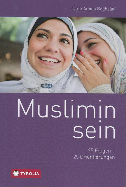 Auf den ersten Blick sind sie zwei lachende Muslima, auf den zweiten Blick wird eine erste Polemik sichtbar: Nagellack – darf man oder nicht?