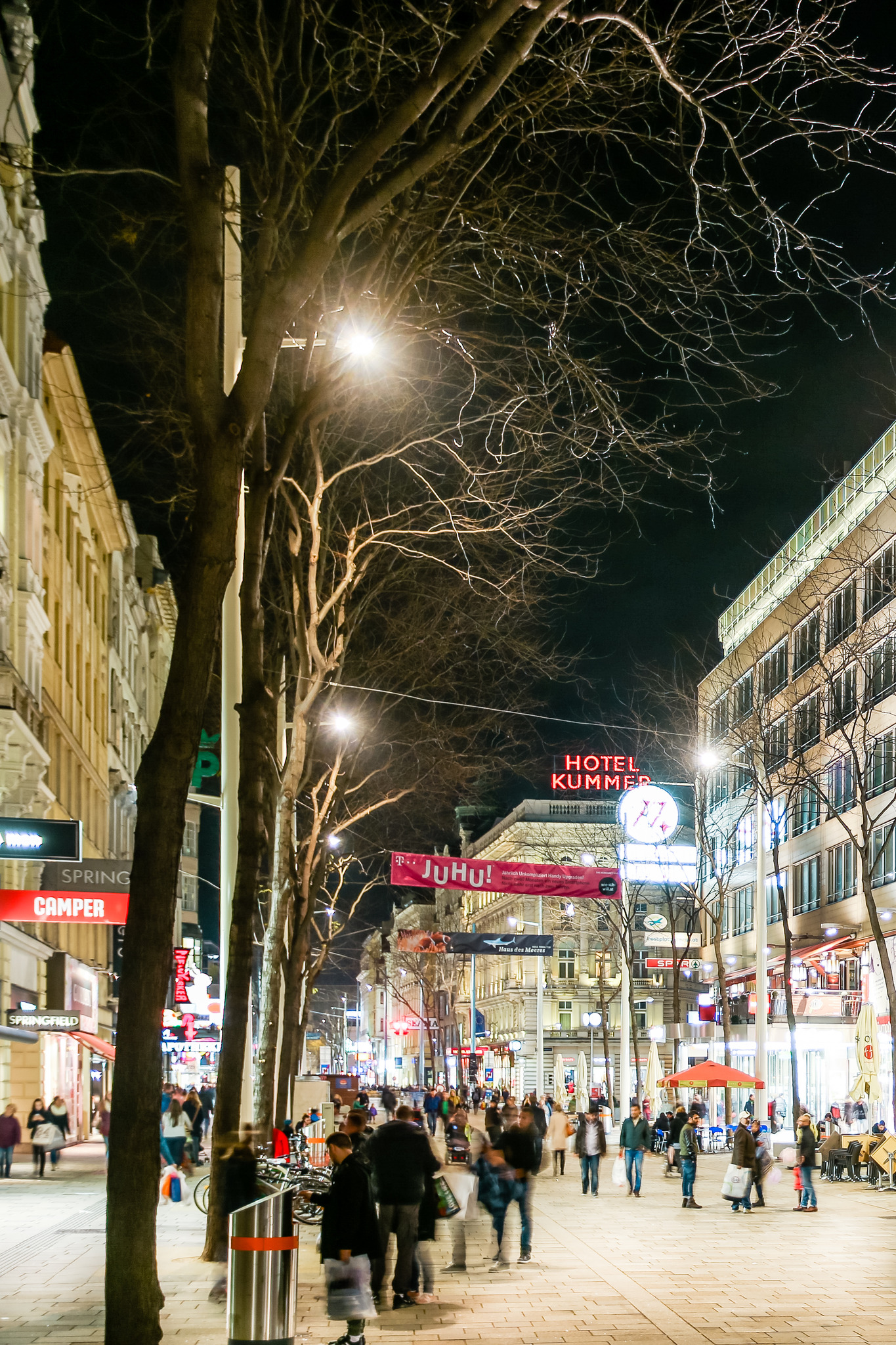 Neuartige Beleuchtungsregelung für „Mariahilfer Straße Neu Neuartige Beleuchtungsregelung für „Mariahilfer Straße Neu