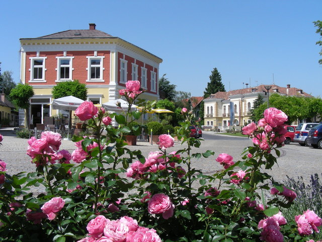 Hauptplatz Bad Sauerbrunn | Foto: Tourismus Bad Sauerbrunn