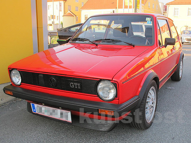 In Frankreich war der Keil schon eingeführt, da schrieb der Deutsche im italienischen Kleid Geschichte und begründete eine neue PKW-Kategorie: VW Golf GTI.