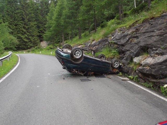 Ein spektakulärer Unfall auf der Maltahochalmstraße | Foto: Polizei