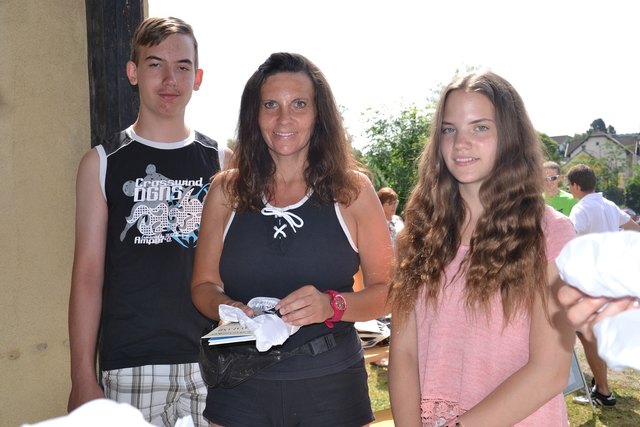 Susanne Brodesser war mit ihren Kindern Simone und Johannes zum Fest geradelt.