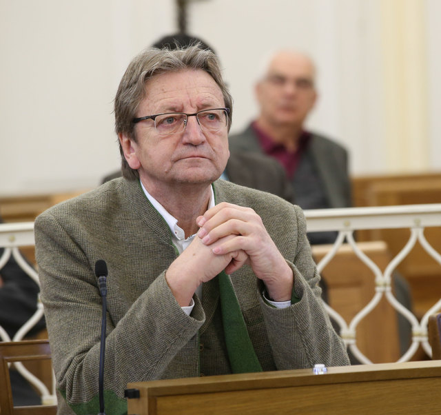 Karl Schnell und vier weitere bisherige FPÖ-Abgeordnete werden als Freiheitlicher Gemeinderatsklub im Landtag weitermachen. | Foto: Franz Neumayr