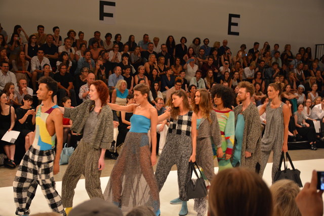 Auf dem Catwalk mit Frottier aus Kautzen