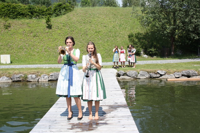 Marschprobe: Gruber Melanie (links) und Esterbauer Gertraud