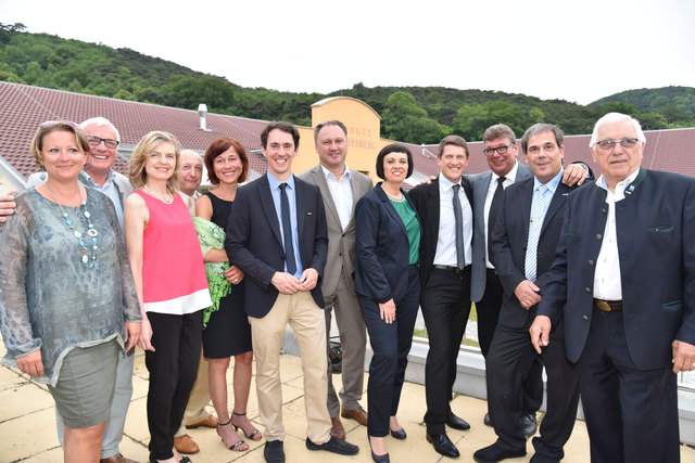 Mag. Martina Nouira-Weissenböck, Erich Bettel, Min.rätin Mag. Dr. Maria Bendl, Ing. Johannes Utner, BR Angela Stöckl, WK-Bezirksstellenleiter Mag. Andreas Marquardt, Bgm. DI Christoph Prinz, FiW-Bezirksvertreterin Dkkff Sabine Wolfram, WK-Bezirksstellenobmann Jarko Ribarski, Gerhard Maschler, Roman Ciesielski, KommR Gerhard Waitz