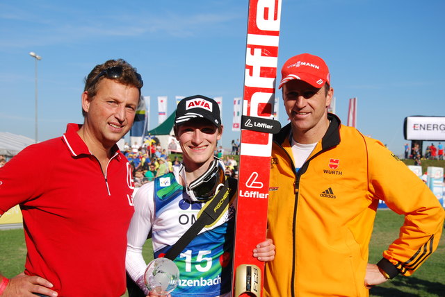 Löffler-Geschäftsführer Otto Leodolter, Marinus Kraus und DSV-Skisprung-Cheftrainer Werner Schuster. | Foto: Löffler