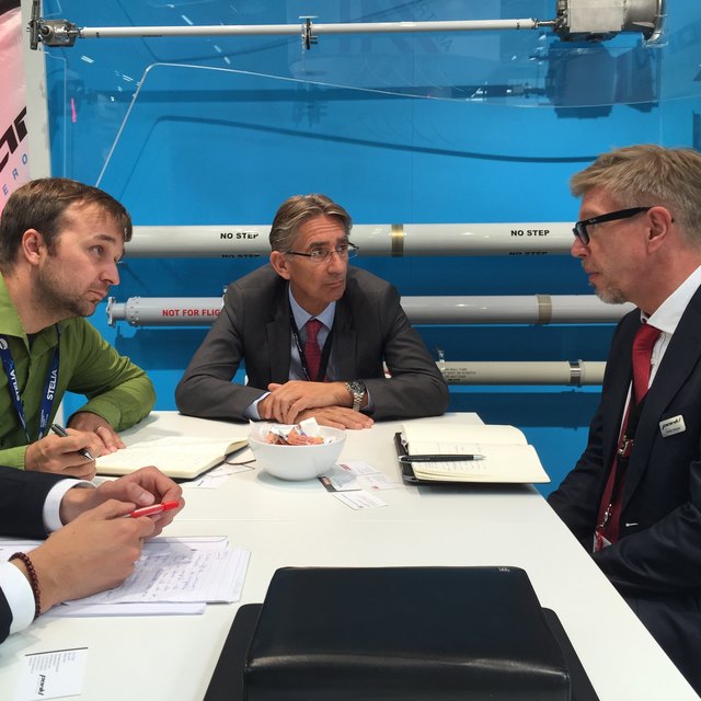 Pressegespräch in Paris mit Wolfgang Plasser, CEO von Pankl Aerospace; danach geht's ab zum Red Bull-Ring - Business as usual.