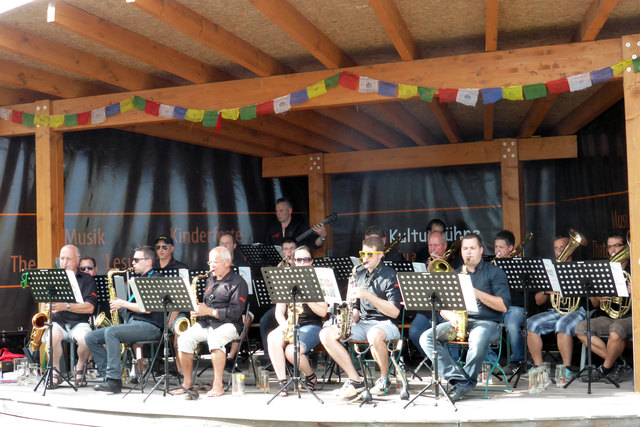 Erla Swingers spielen auf der Kulturbühne.