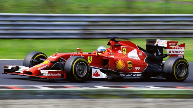 Viele italienische Fans kommen vor allem wegen der Ferrari-Piloten Sebastian Vettel und Kimi Raikonnen | Foto: KK/Pixabay