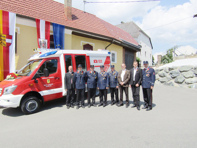 Die FF Schiefling unter ihrem Neo-Kommandanten Franz Berger darf sich über ein neues Kleinlöschfahrzeug freuen | Foto: KK