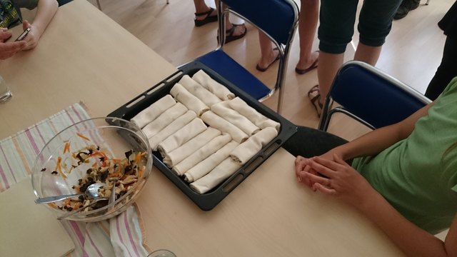 Internationale Kochabende im Familienzentrum Dialog: „E pluribus unum – aus  vielen eine Einheit!“ –  Philippinischer Kochabend am 12. 06. 2015!