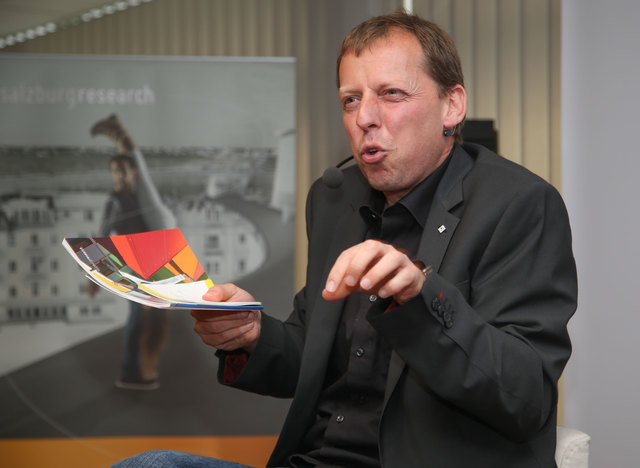 Festveranstaltung 15 Jahre Salzburg Research: Kabarettist Ingo Vogl | Foto: Franz Neumayr