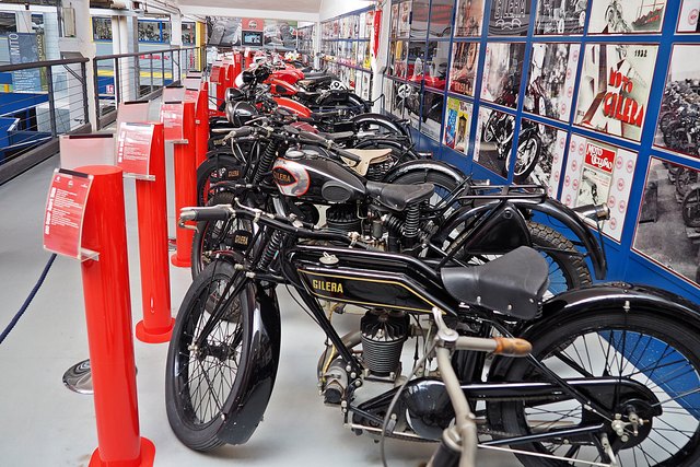 Rennmaschinen Gilera