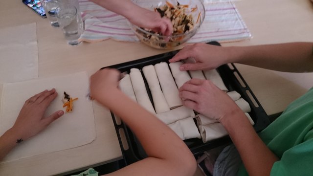 Internationale Kochabende im Familienzentrum Dialog: „E pluribus unum – aus  vielen eine Einheit!“ –  Philippinischer Kochabend am 12. 06. 2015!