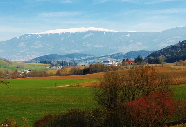 St. Paul in Kärnten mit Blick auf die Koralm