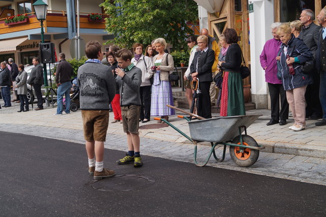 Auch die Straßen mussten gereinigt werden