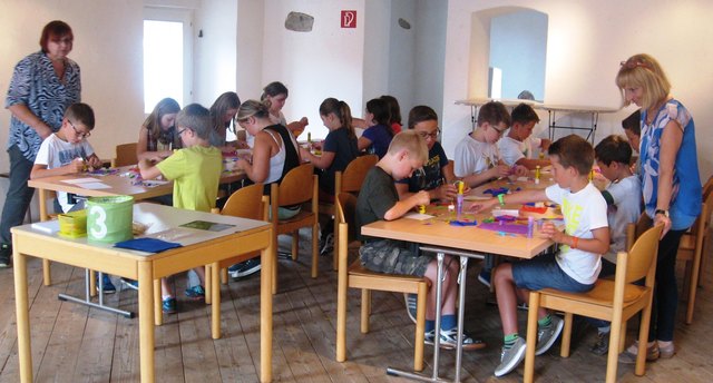 Eifriges Arbeiten - Klasse von Frau Leitinger