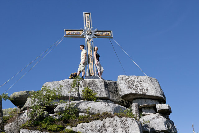 Der Plöckenstein ist ein besonderer Kraftplatz, an dem der Weg der Entschleunigung vorbeiführt. | Foto: Foto: Weissenbrunner