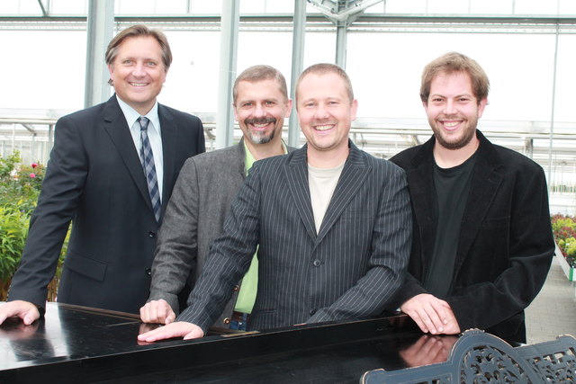 Unterstützer Franz Slamanig (Convisio), die Organisatoren Karl Eisner, Christian und Michael Sattler (von links)