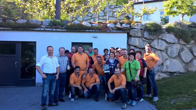 Im Brennereidorf Stanz bei Landeck war ein besonderer Besuch aus Stanz im Mürztal zu Gast. | Foto: Markus Auer