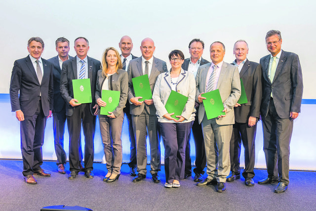 Die Murtaler Regionalstellenausschussmitglieder mit WK-Präsident Josef Herk (links). | Foto: WK Murtal