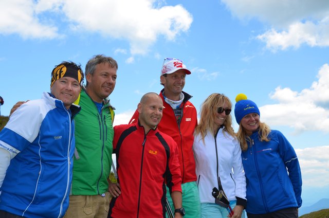 Josef Autischer (Bergbahnen Goldeck), Fritz Strobl, Seelsorger Roland Stadler, Heinz und Gabi Kuttin, Angelika Lesky (Bergbahnen Goldeck)