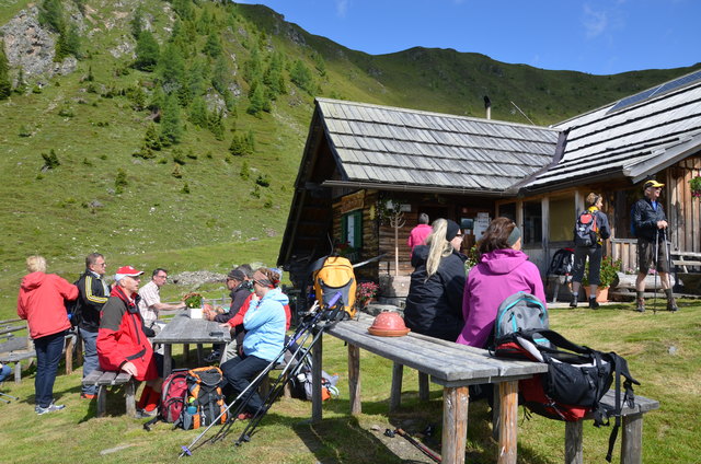 Einkehr bei der Kapeller-Alm