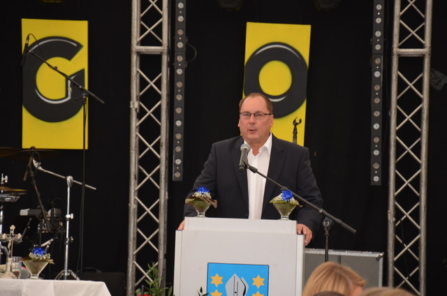 Bgm. Hubert Isker freut sich über die neue Anlage.