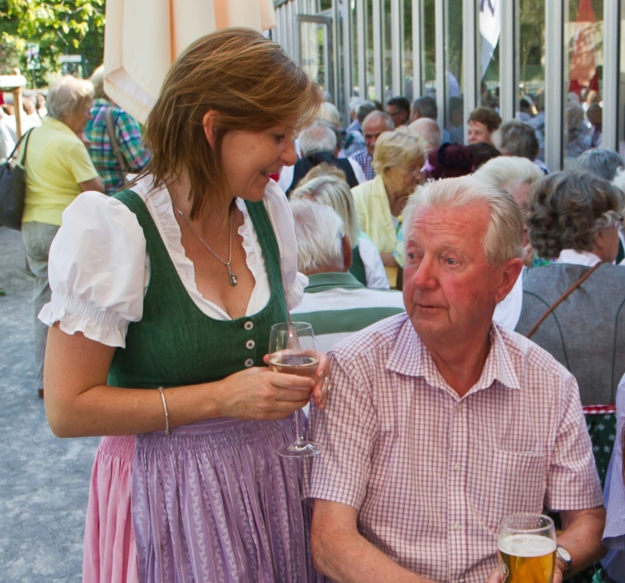 Bad Ischl Senioren Kennenlernen Kontakt Partnervermittlung Aus Sankt Jakob Im Rosental Ybbs An Der Donau Single Kostenlos Rum Partnersuche Ab 50. Bad Ischl Senioren Kennenlernen Kontakt Partnervermittlung Aus