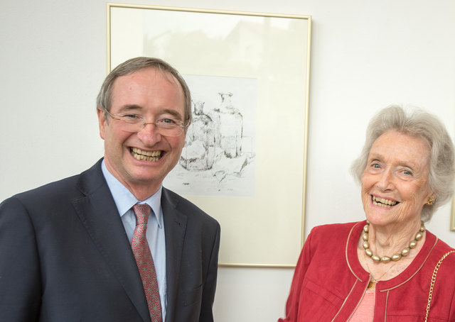 Auch Christoph und Ilse Leitl waren zur Ausstellungseröffnung gekommen. | Foto: Artemons